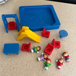 Vintage 1990 lil playmates set